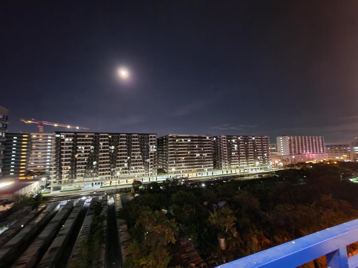 Ezbeds Mall Of Asia Манила Экстерьер фото